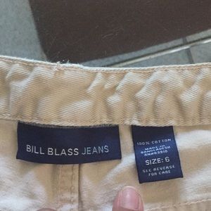 Bill blass capris.    Size 6